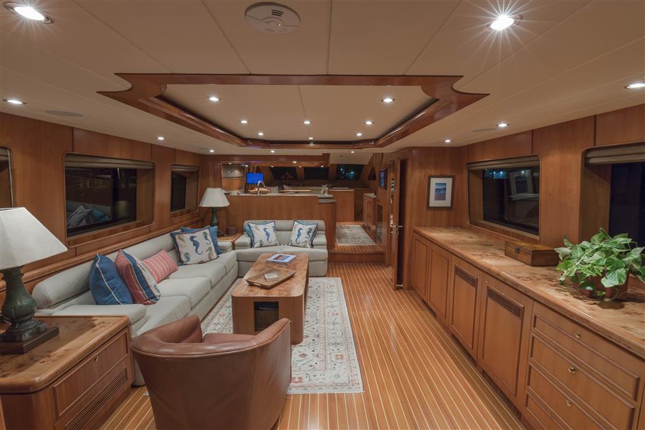 82' Horizon OUR WAY - Leader Luxury