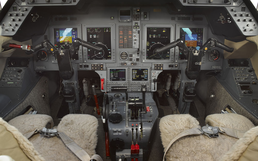 2005 HAWKER 800XP S/N 258714 Leader Luxury